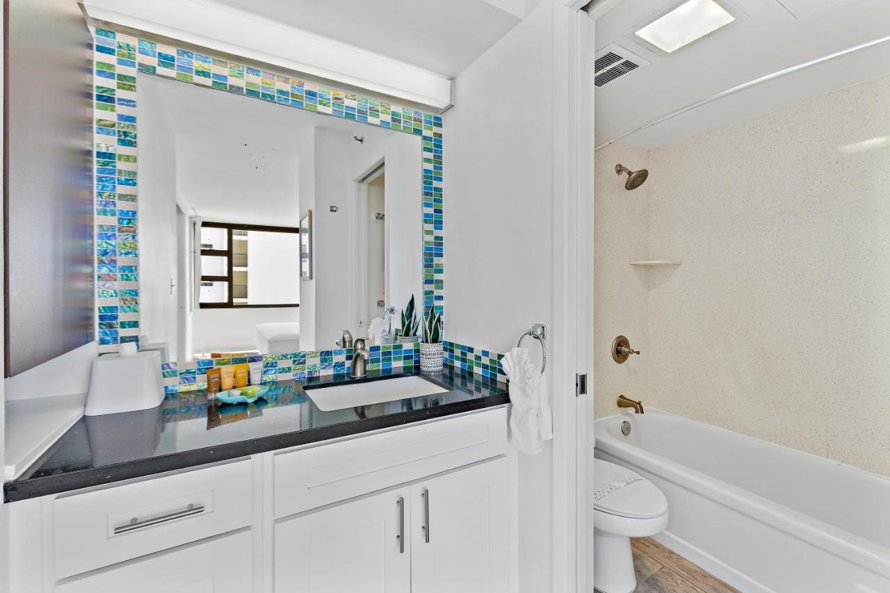1Br With Great Ocean Views, 1 Block To Waikiki Beach 檀香山 外观 照片